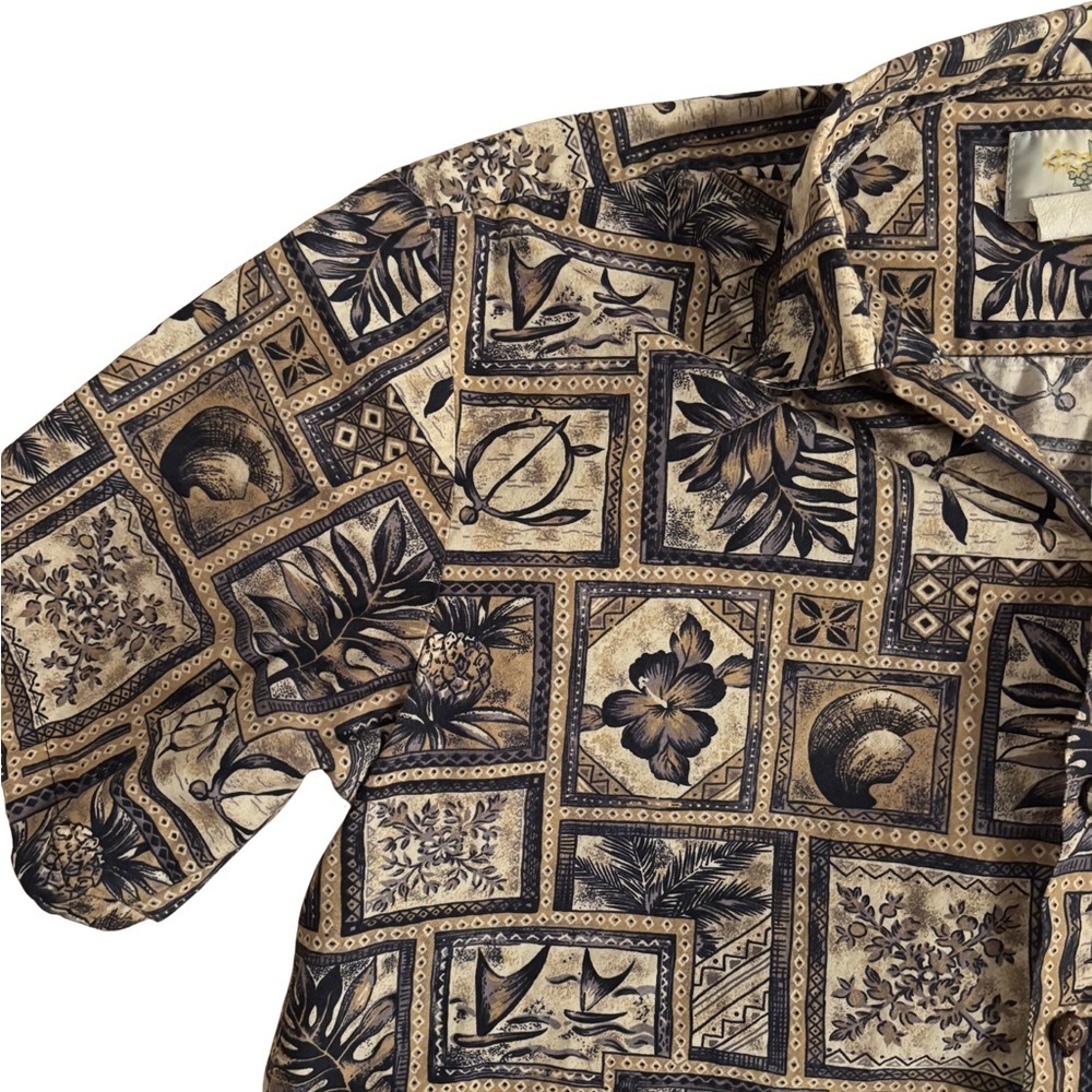 Authentic Ho Aloha Patterned Short Sleeve Shirt - Picture 3 of 5